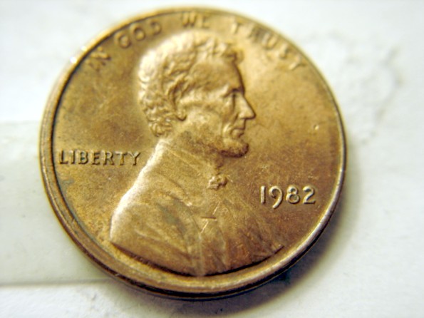 1982-Lincoln-Memorial-Cent---Small-Date-Copper---DDR?